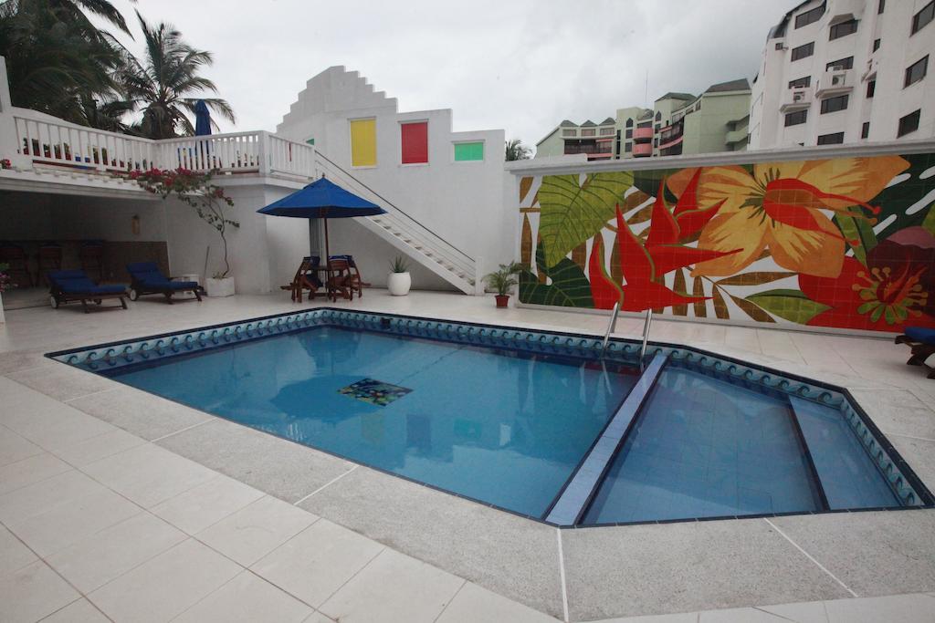 Apartamento De Tres Habitaciones En Zona Centro De San Andres Islas - Edificio Comodoro 203 Esterno foto